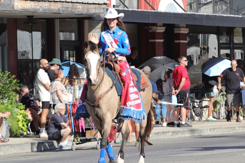 Parade entry